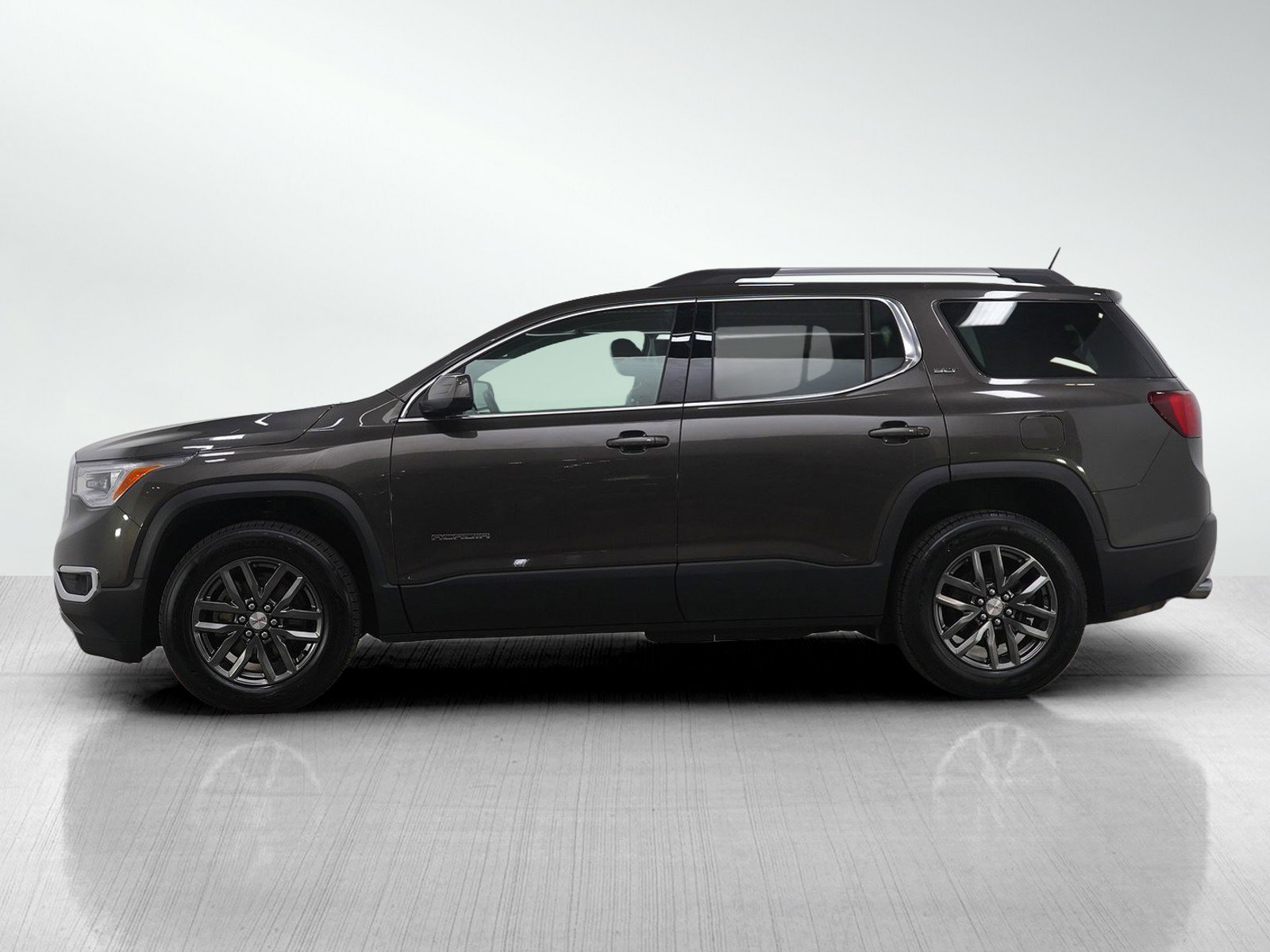 Used 2019 GMC Acadia SLT-1 with VIN 1GKKNULS0KZ133150 for sale in Minneapolis, Minnesota