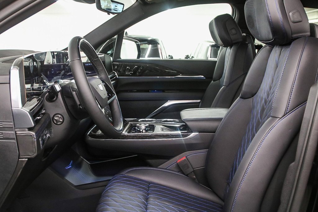 2026 Cadillac Escalade IQ Luxury photo 11