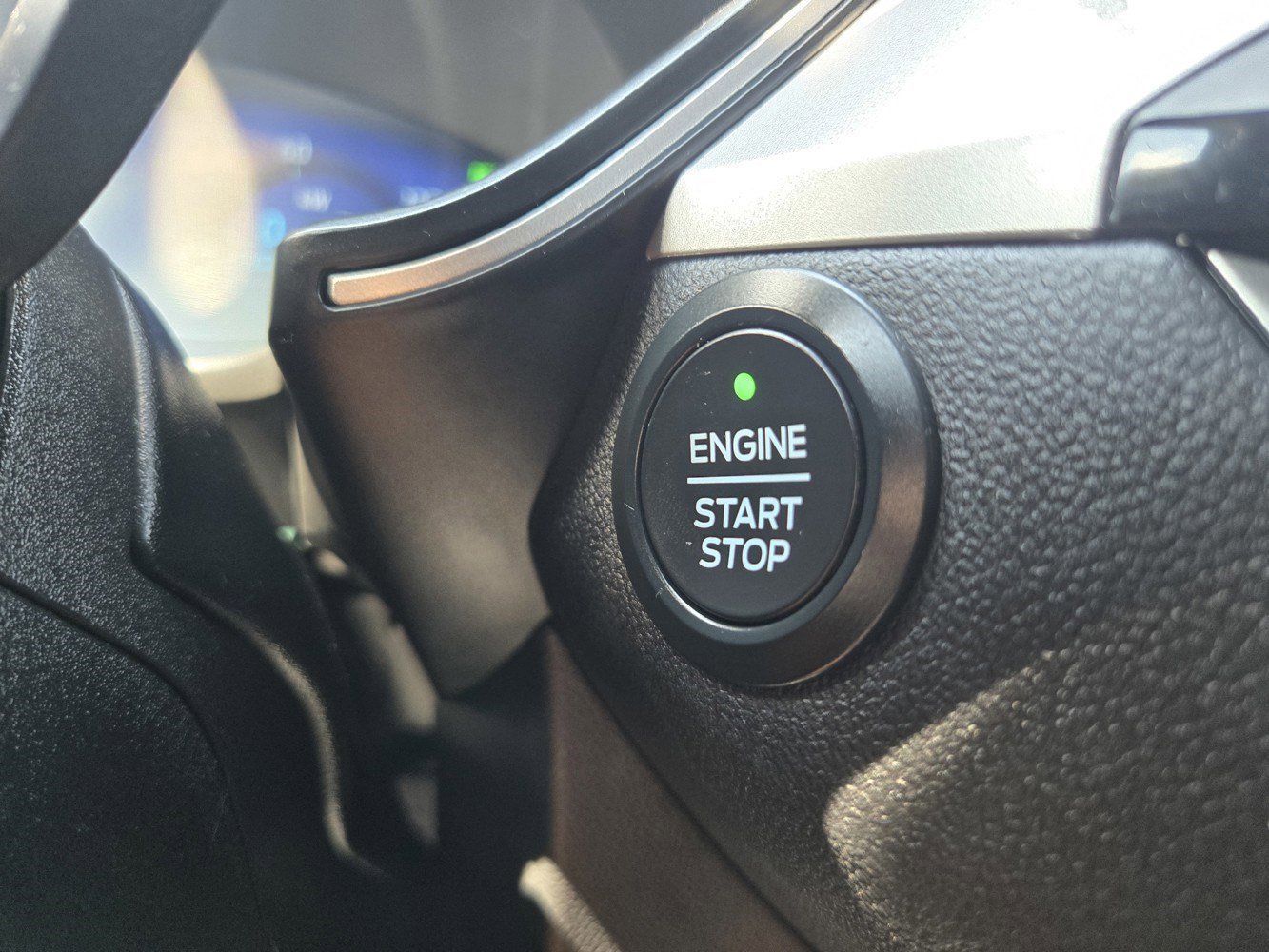 2020 Ford Escape SE Sport Hybrid photo 21