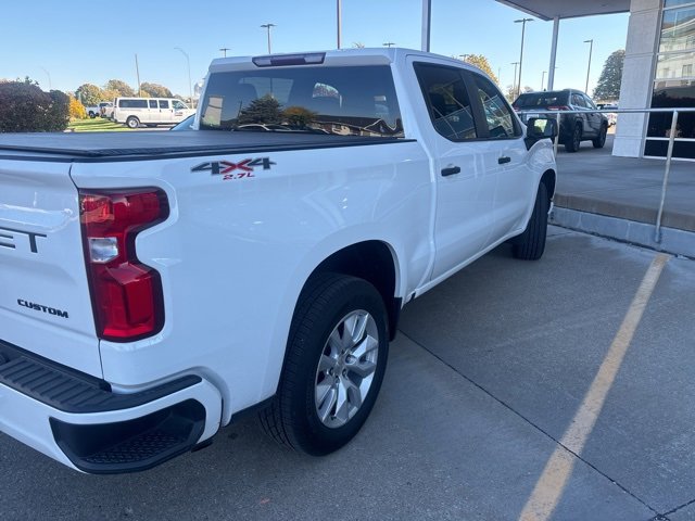2021 Chevrolet Silverado 1500 Custom photo 3