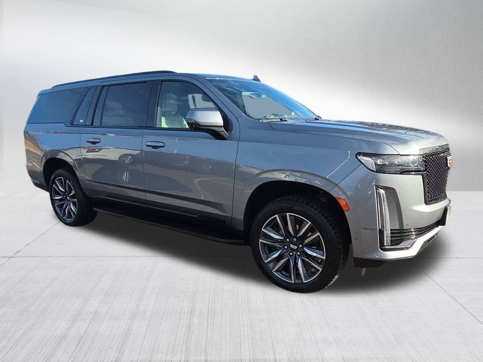 2022 Cadillac Escalade ESV Sport photo 2