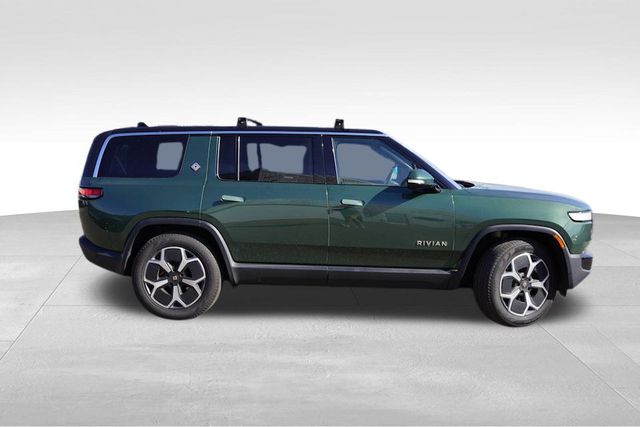 2023 Rivian R1S Adventure photo 3