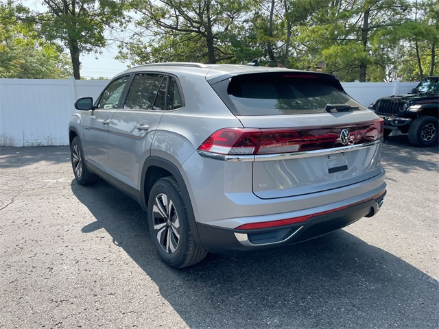 2026 Volkswagen Atlas Cross Sport SE photo 18