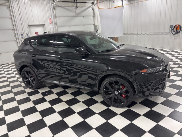 Used 2024 Dodge Hornet R/T Plus with VIN ZACPDFDW7R3A11421 for sale in Rochester, Minnesota