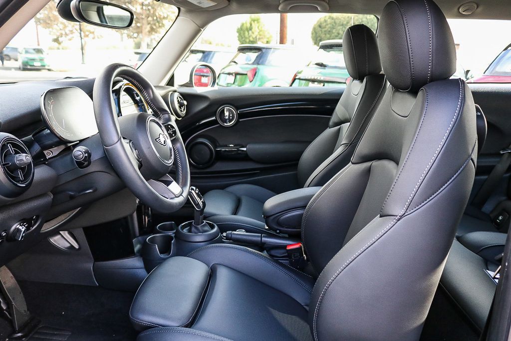 2023 Mini Cooper Hardtop S photo 16