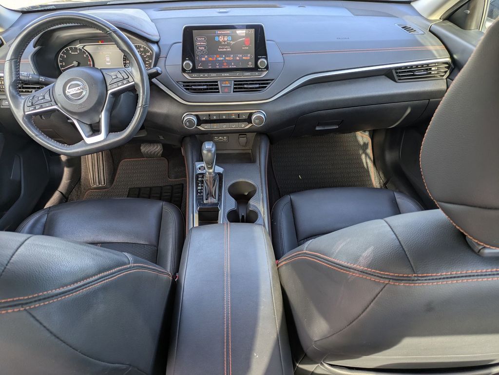 2022 Nissan Altima 2.5 SR photo 23