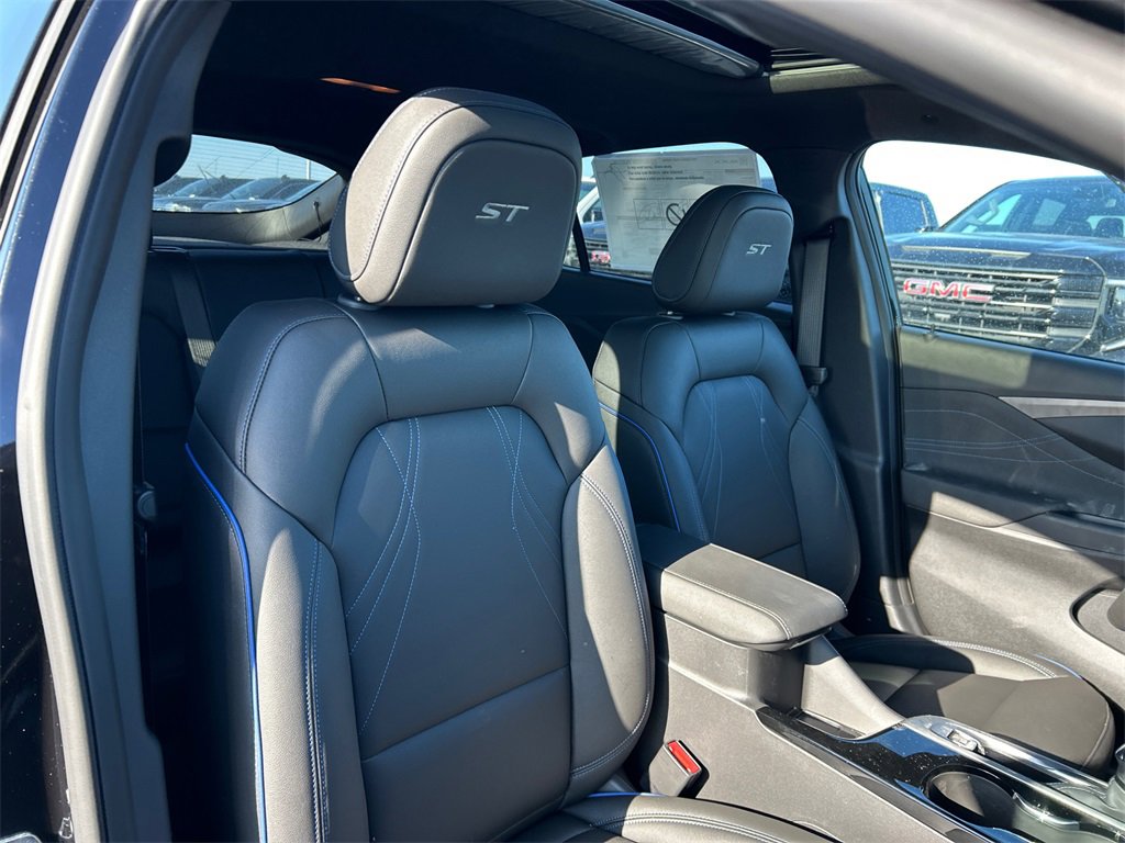 2026 BUICK ENVISTA - Image 31