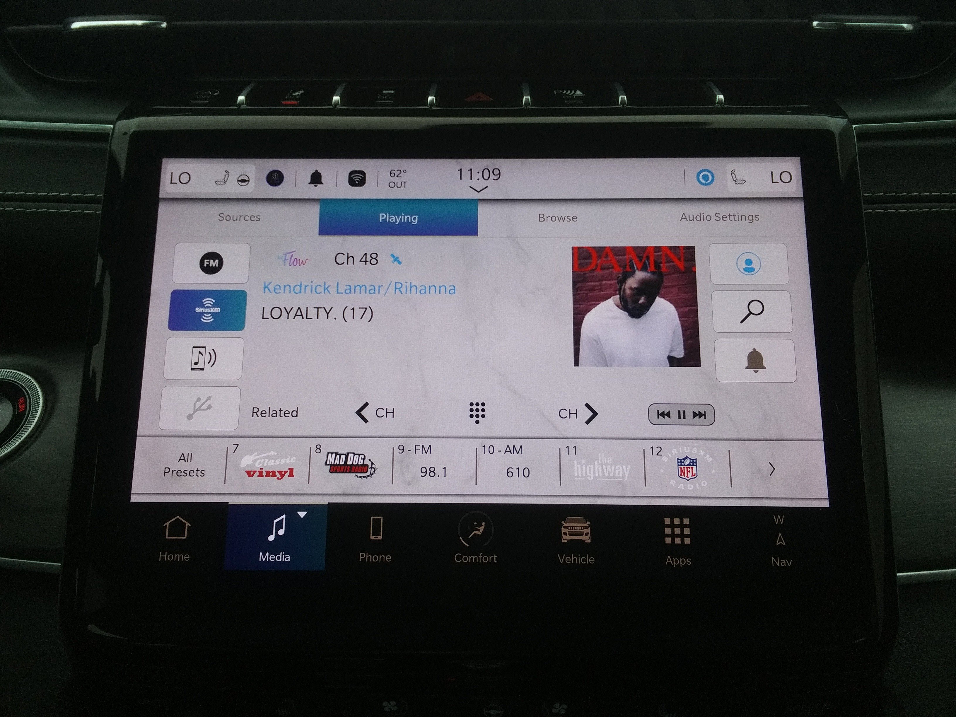 2024 Jeep Grand Cherokee L photo 3