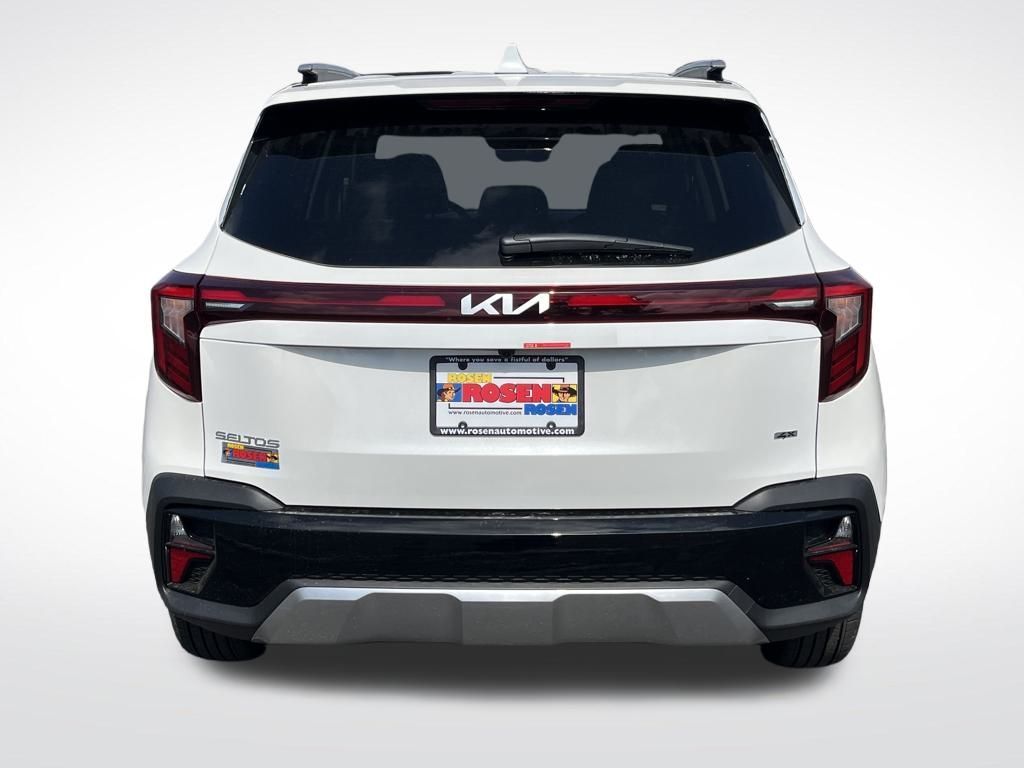 2026 Kia Seltos S photo 3