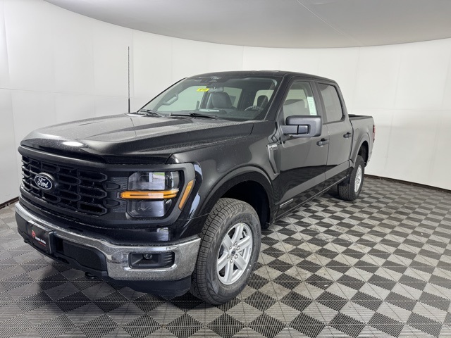 2025 Ford F-150 XL photo 2