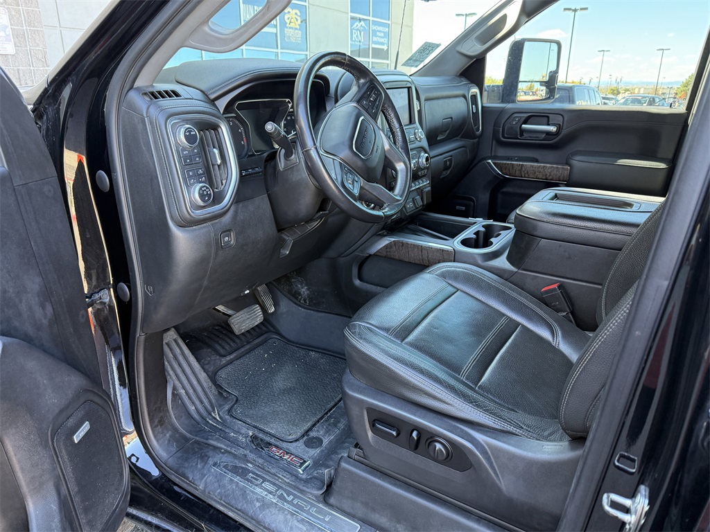 2021 Gmc Sierra 2500 HD Denali photo 4