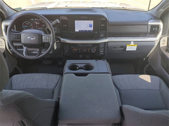 2025 Ford F-350 XLT photo 13