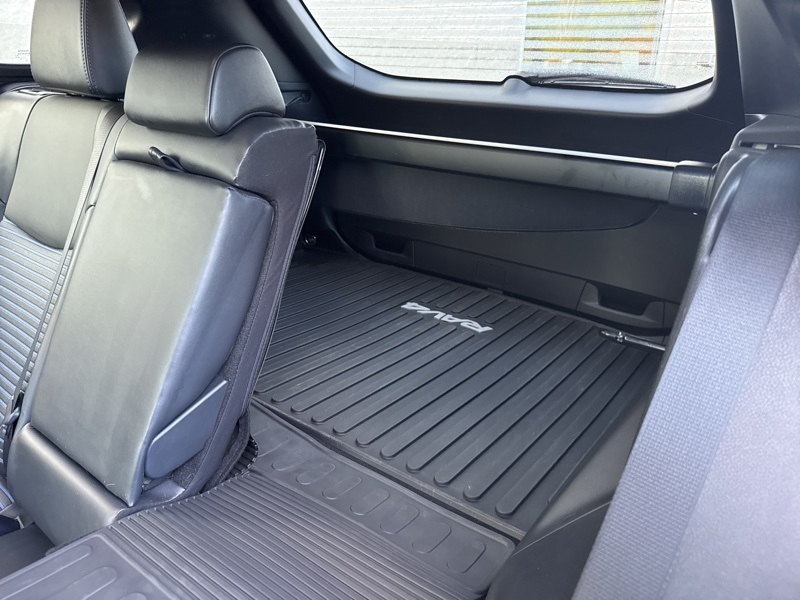 2023 Toyota RAV4 Hybrid XSE photo 36