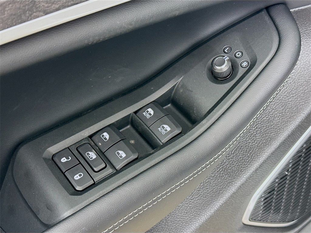 2025 Jeep Grand Cherokee Limited photo 19