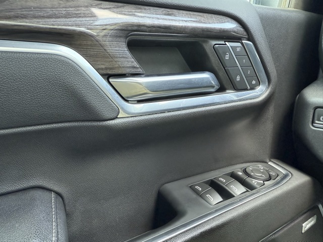 2023 Chevrolet Silverado 1500 LTZ photo 25