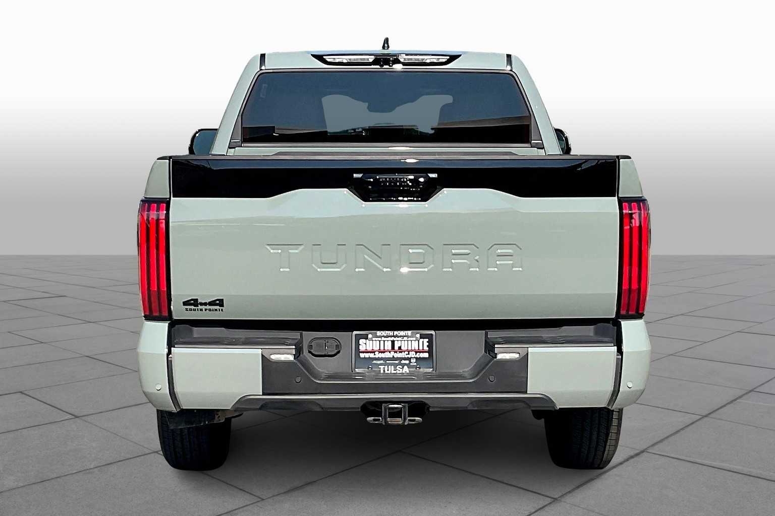 2025 Toyota Tundra Platinum photo 4