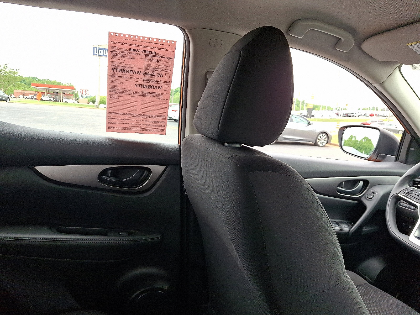 2022 Nissan Rogue Sport S photo 12