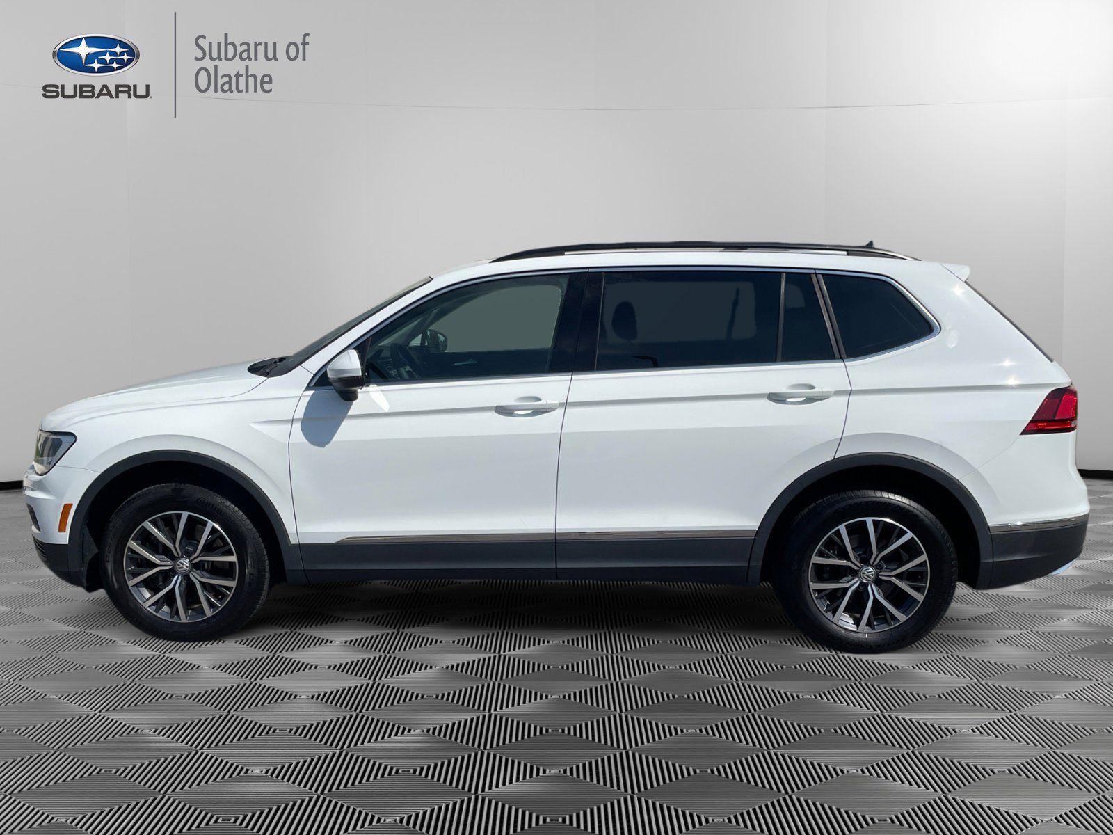 2020 Volkswagen Tiguan SE photo 6