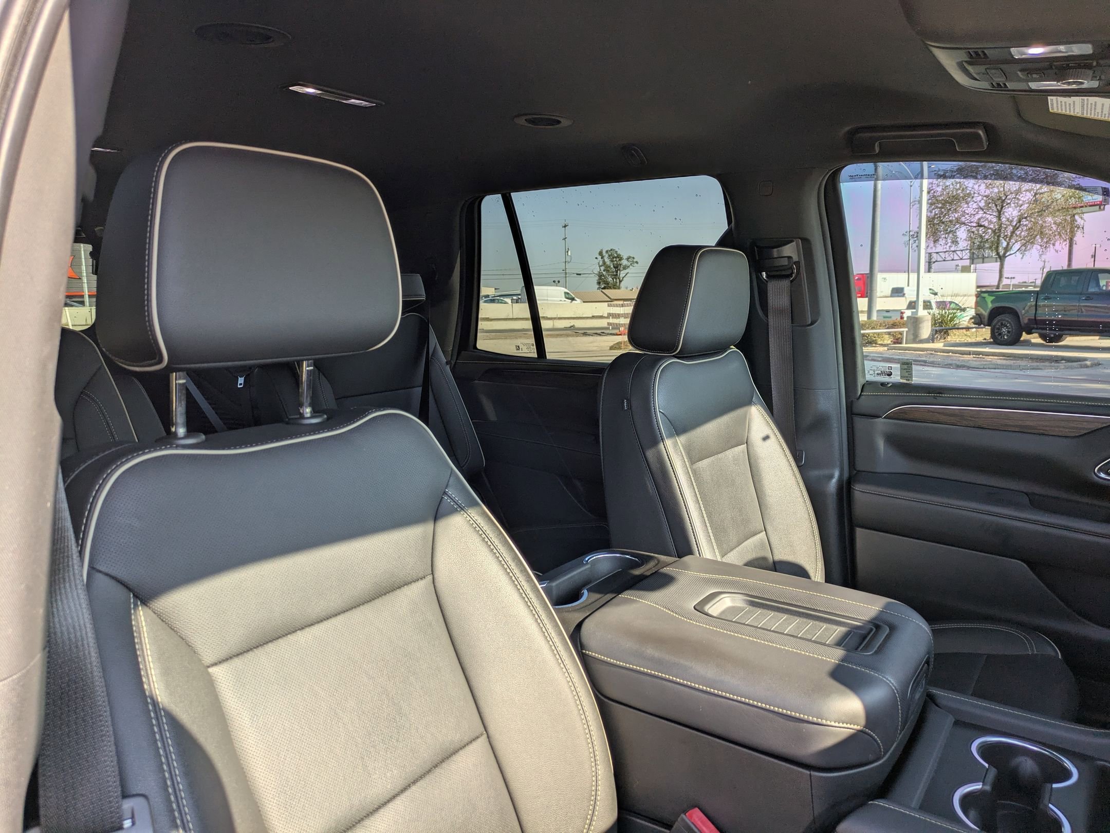 2022 Chevrolet Tahoe Premier photo 32