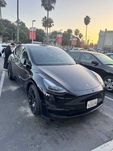 Used 2023 Tesla Model Y Performance with VIN 7SAYGDEF1PF911536 for sale in Northfield, Minnesota