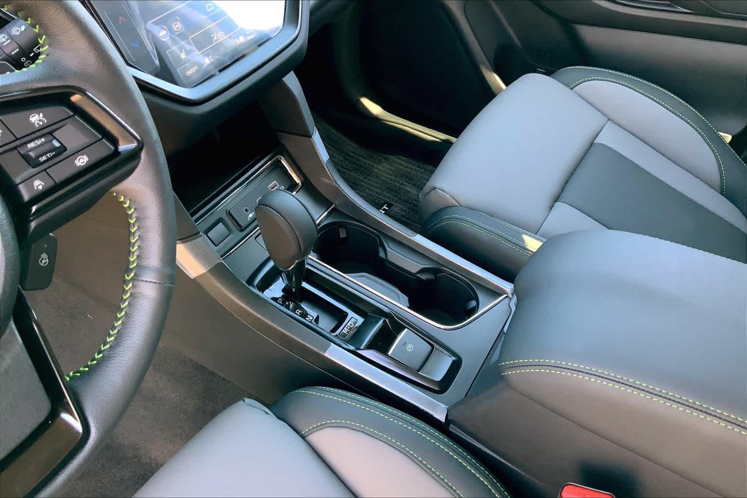 2025 Subaru Ascent Onyx Edition photo 7