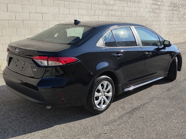 2023 Toyota Corolla LE photo 5