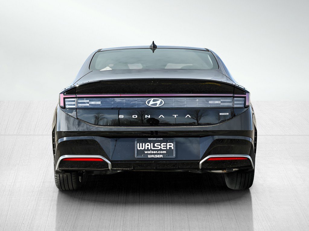 2026 Hyundai Sonata SEL Sport photo 4