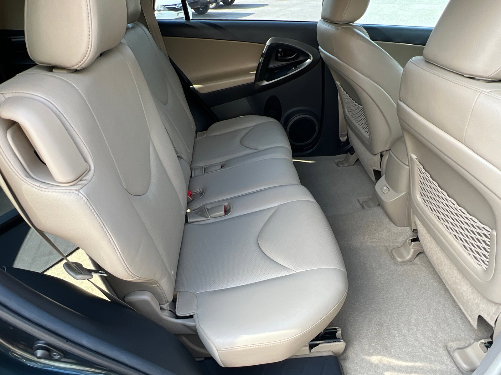 2012 Toyota RAV4 Limited photo 13