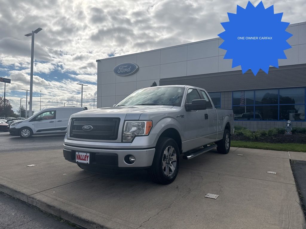 2013 Ford F-150 STX photo 2