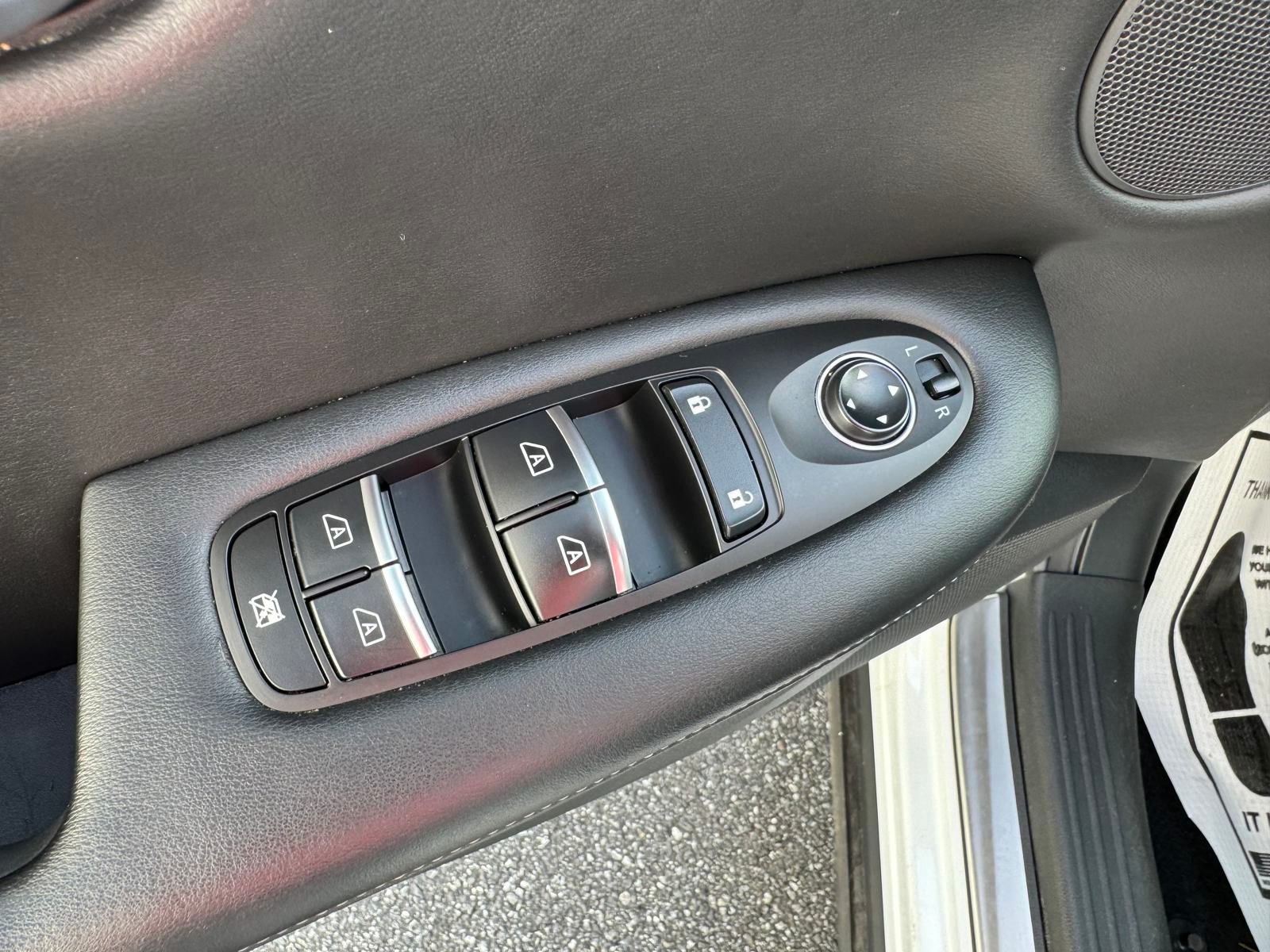 2019 Infiniti QX50 Luxe photo 6