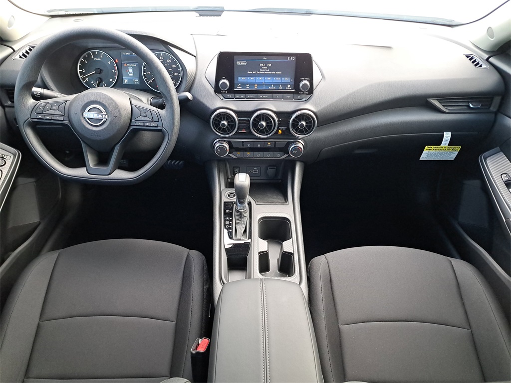 2025 Nissan Sentra S photo 16