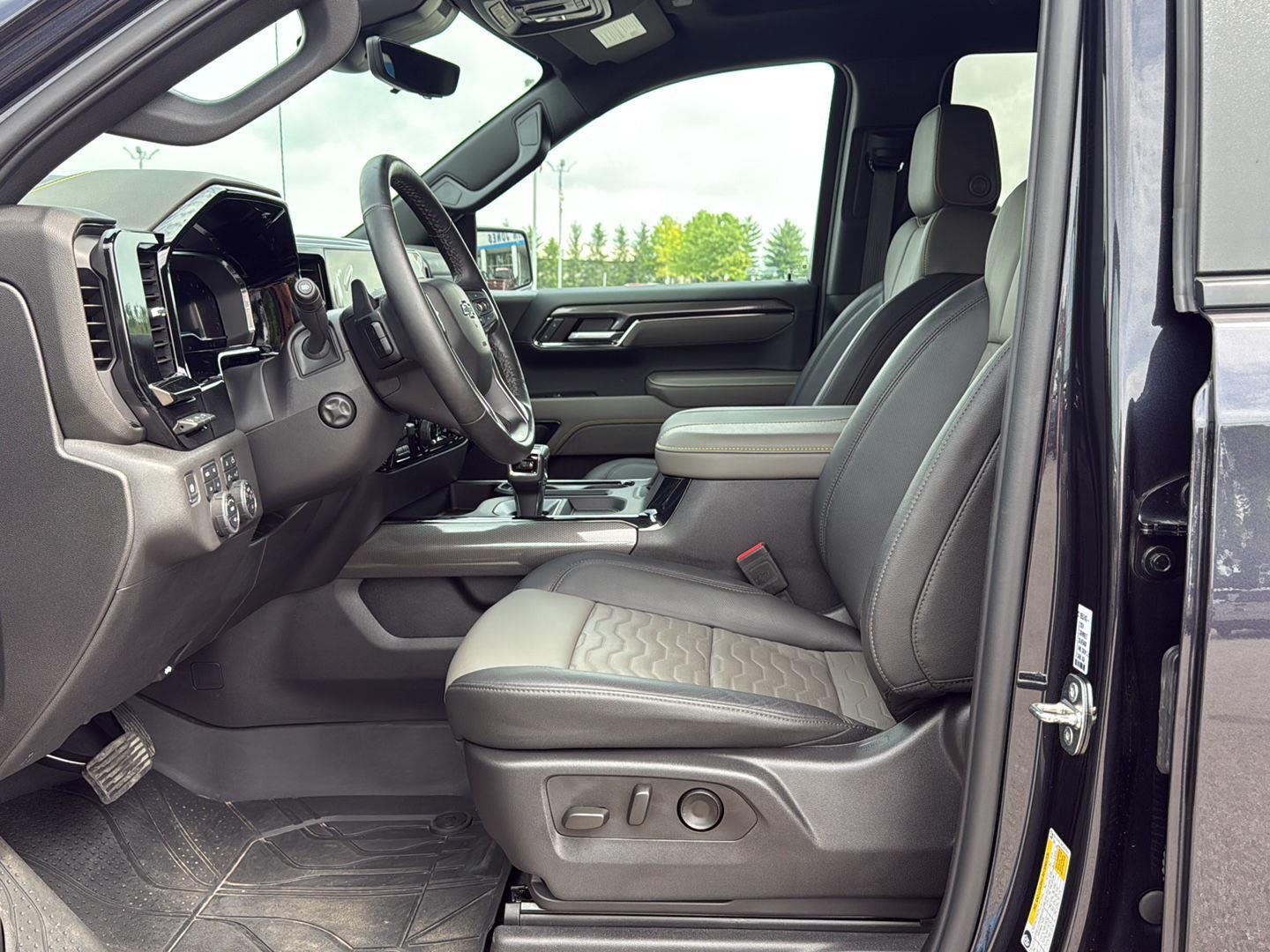 2024 Chevrolet Silverado 1500 ZR2 photo 8