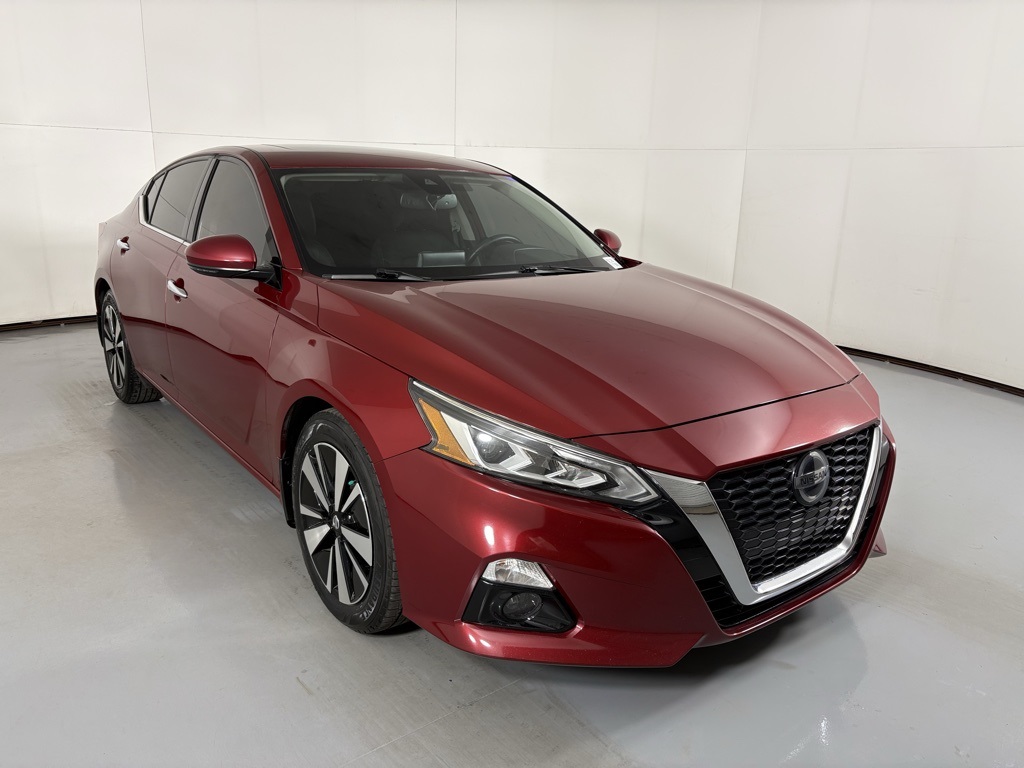 2020 Nissan Altima 2.5 SV photo 2