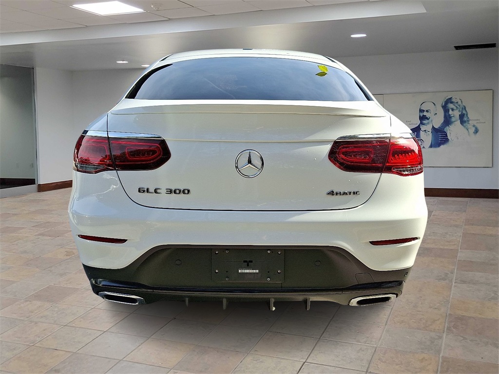 2022 Mercedes Benz GLC 300 Coupe 4MATIC photo 4