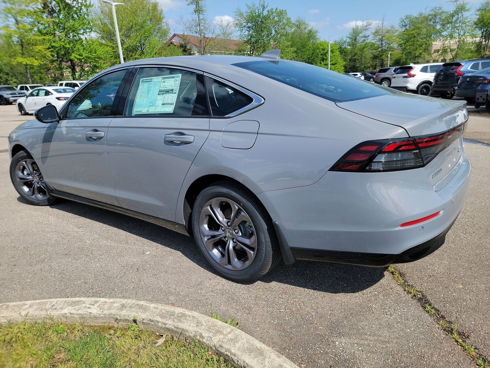 2025 Honda Accord Hybrid EX-L photo 15