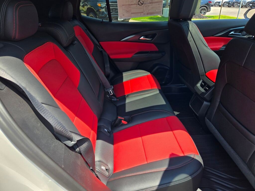 2025 Chevrolet Equinox EV 3RS photo 9