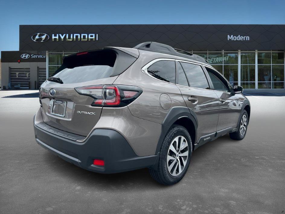 2023 Subaru Outback Premium photo 2