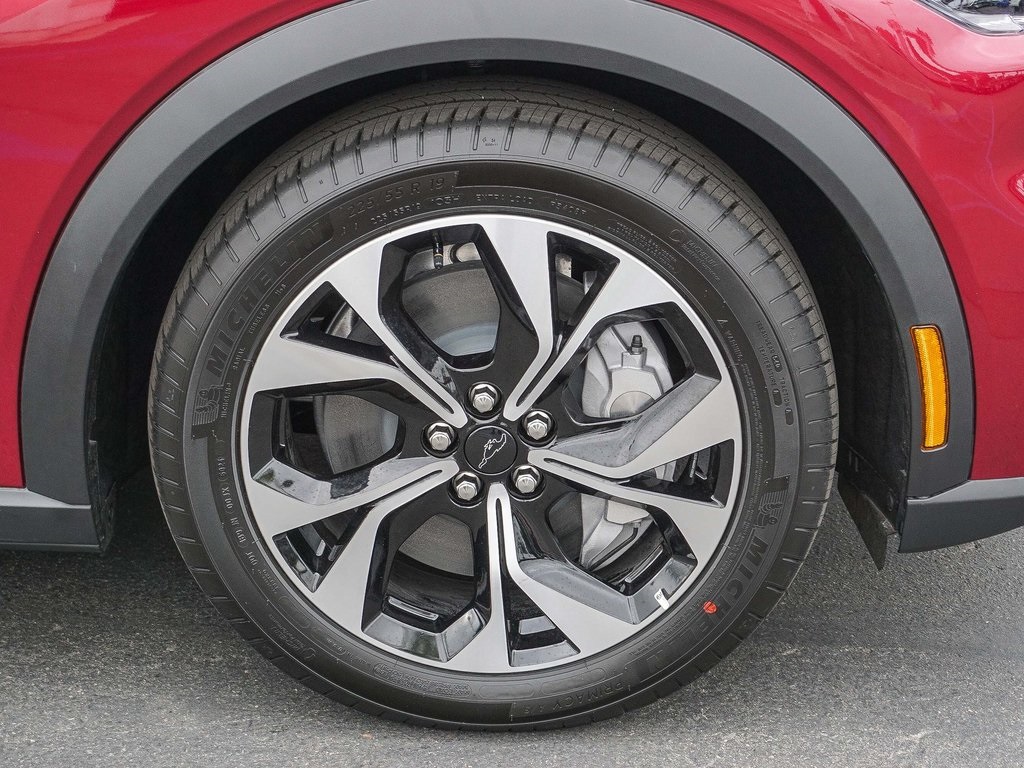 2025 Ford Mustang Mach-E Select photo 10