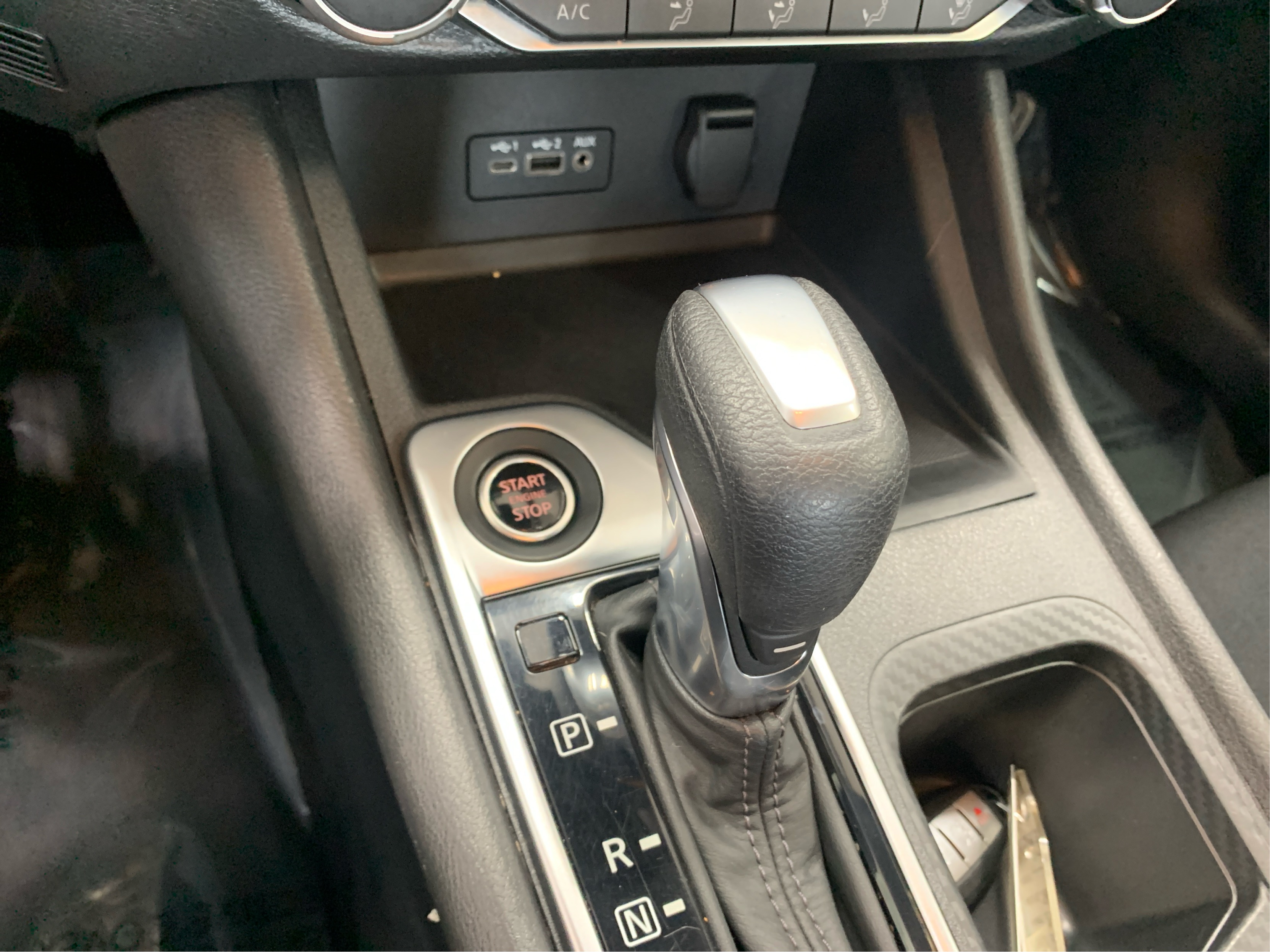 2023 Nissan Sentra SV photo 12