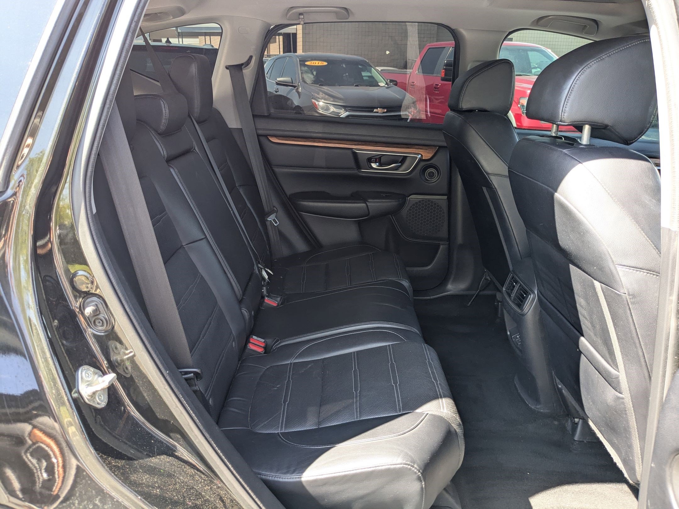 2018 Honda CR-V Touring photo 30