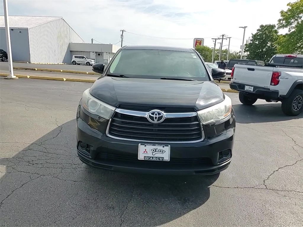 2015 Toyota Highlander LE photo 17
