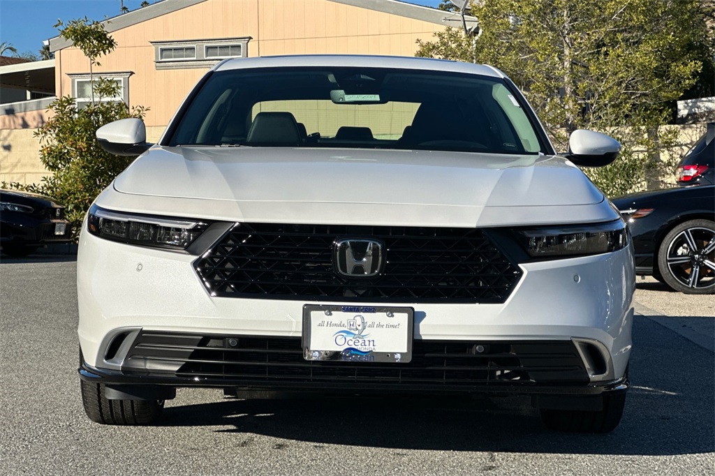 2025 Honda Accord Hybrid Touring photo 8