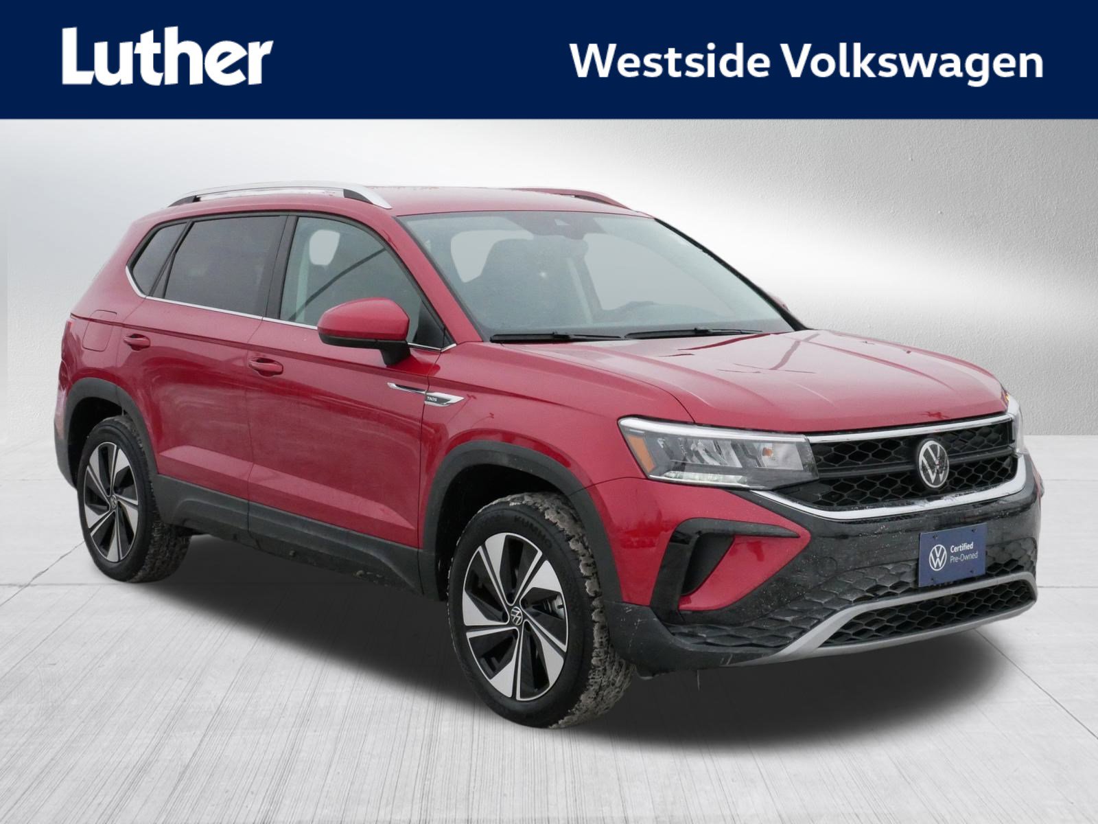 2024 Volkswagen Taos SE's photo