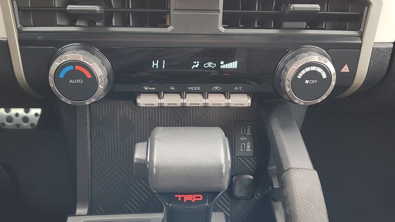 2024 Toyota Tacoma TRD Sport photo 12