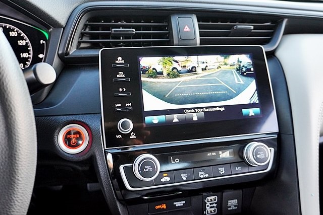 Used 2022 White Honda EX image 24