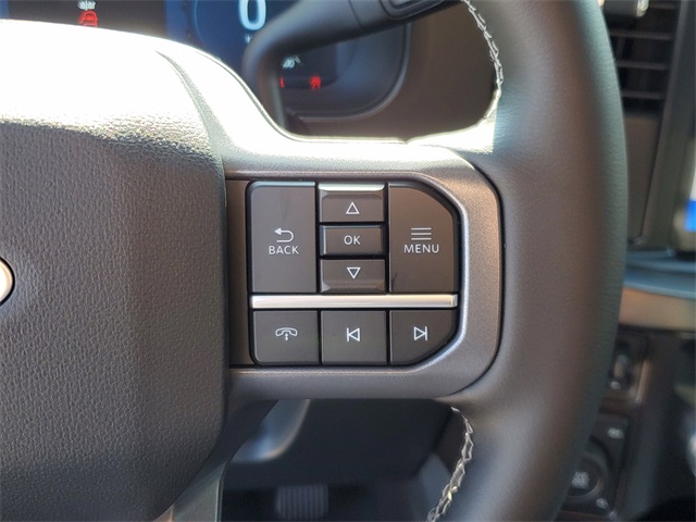 2025 Ford F-250 Lariat photo 24