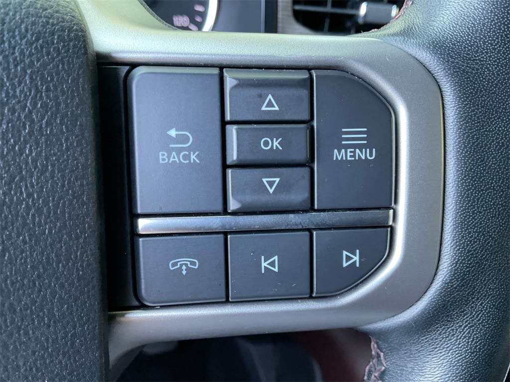 2023 Ford Expedition Limited photo 32