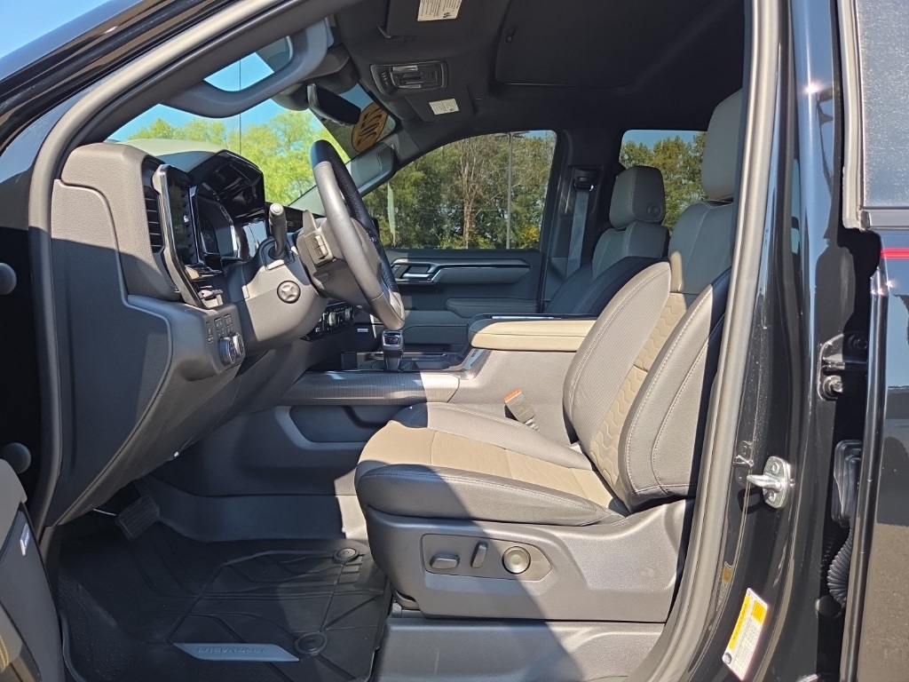 2022 Chevrolet Silverado 1500 ZR2 photo 12