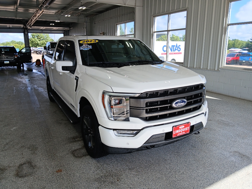 2023 Ford F-150 Lariat photo 2