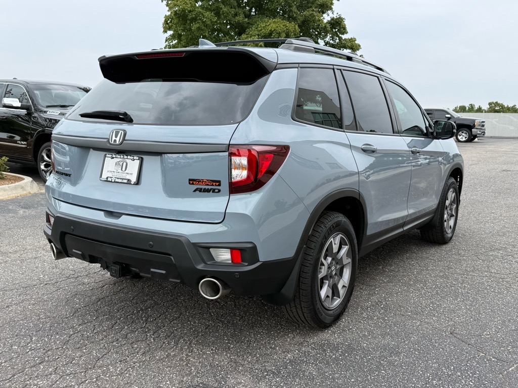 2023 Honda Passport TrailSport photo 3
